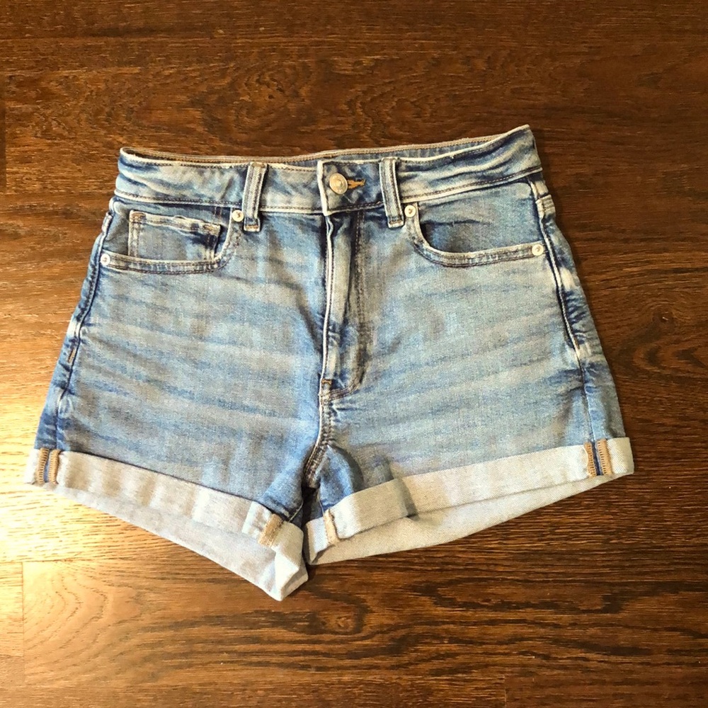 American Eagle Jean Shorts, Mom Jean, Size 2